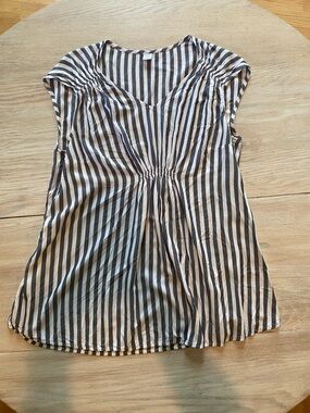 Old Navy Black & White Striped Gathered-Waist Tunic